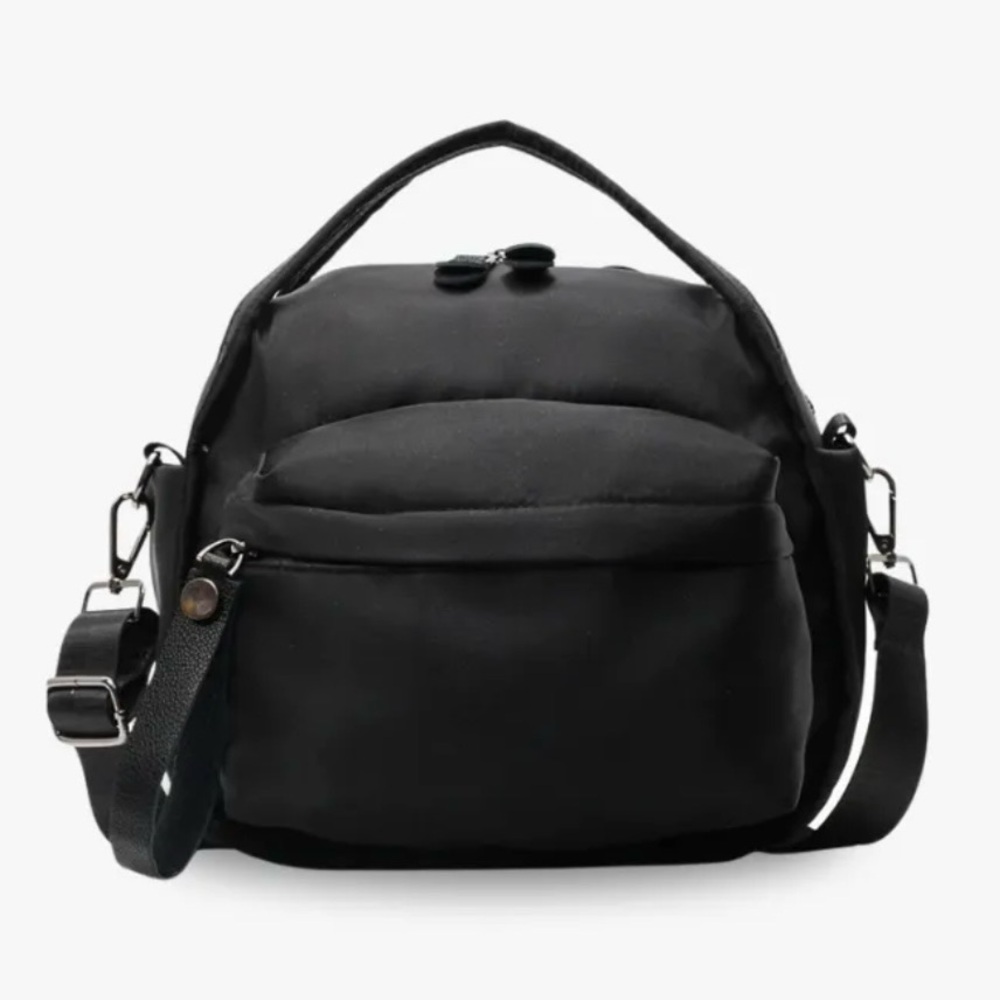 Stylish Black Travel Bag for Women